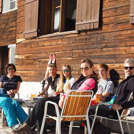 Haus Glatthorn Holiday home Faschina