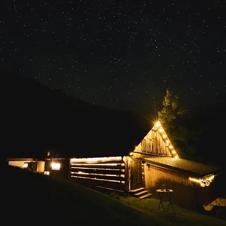 Haus Glatthorn Holiday home Faschina